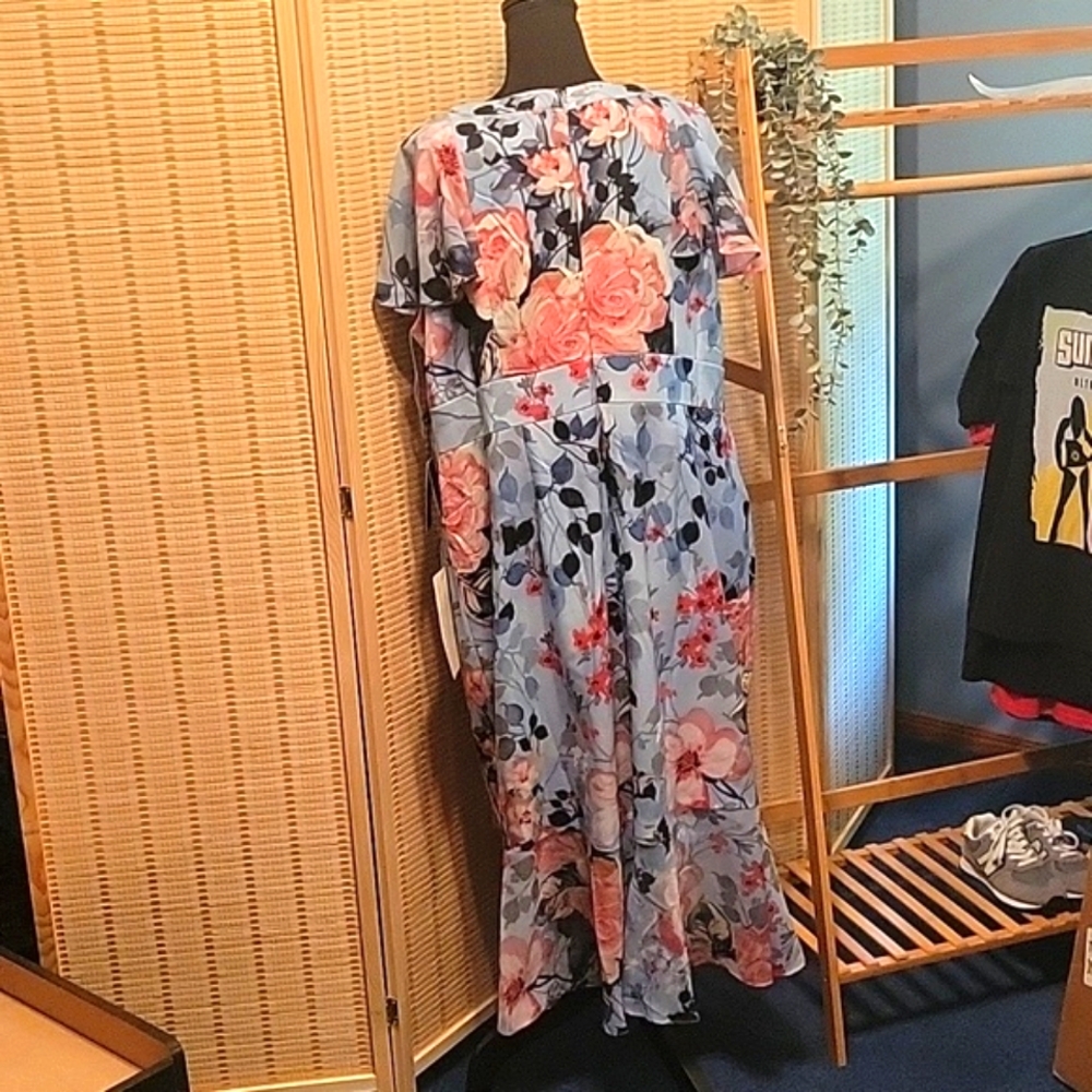 NWT Women's Adrianna Papell Floral Faux Wrap Ruffle Dress - Size 16W - Picture 4 of 12